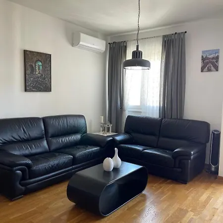 Apartment Maka